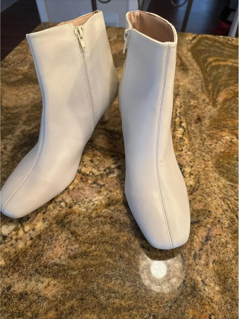 Journee Collection White Booties Size 10 Man Made Material